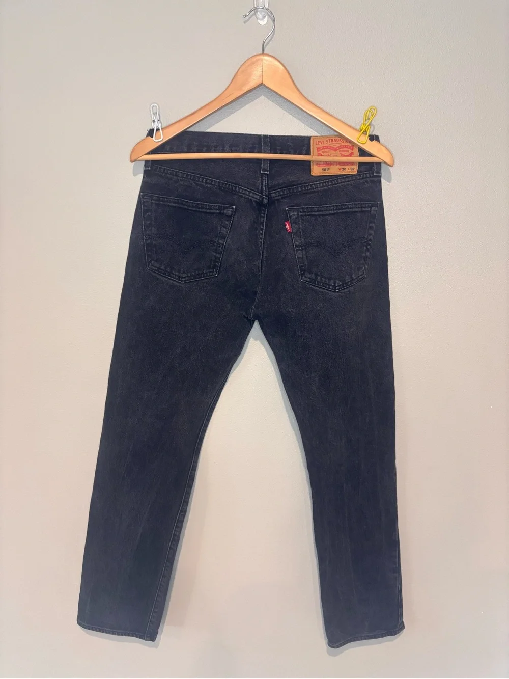 LEVI’S Men's Black 501 Relaxed Straight Jeans Size 30x32 EUC